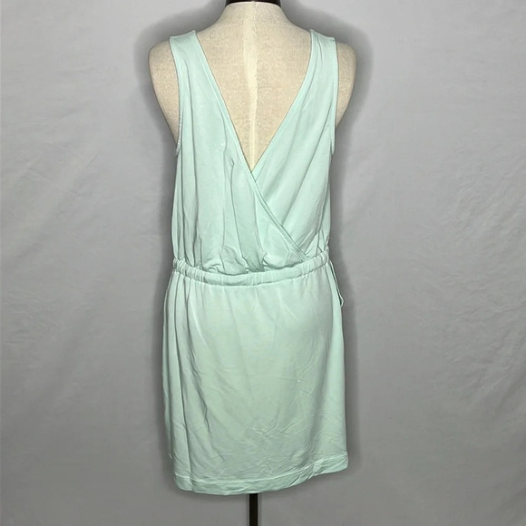 Lou & Grey Signaturesoft Lite Crossover Back Pocket Dress - Size Medium - Picture 5 of 7